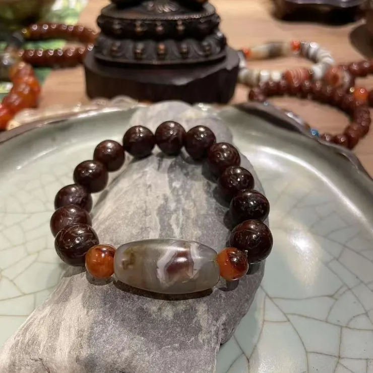 藏傳纏絲瑪瑙（孤品：特殊眼）與鳳眼菩提