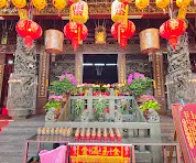 龍柱、石雕工藝精湛（圖片截圖於網路）