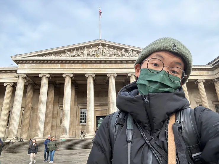 左前方就是一滴鳥屎