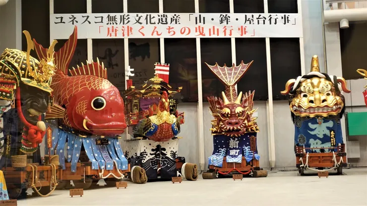 曳山展示場。每台曳山都百年以上，最早是1814年製作的，每台都維護的很好。