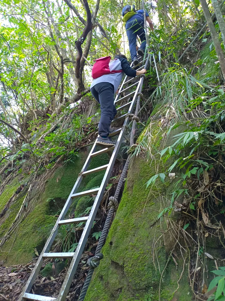 【雙北遊】三貂嶺瀑布步道走到猴硐｜中坑古道×柴寮古道  猴硐