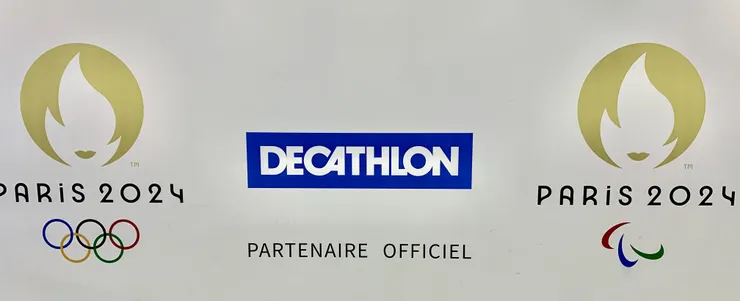 迪卡儂門市的奧運合作標示 !