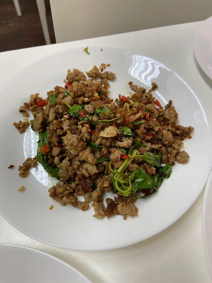 香葉炒肉碎(160銖)