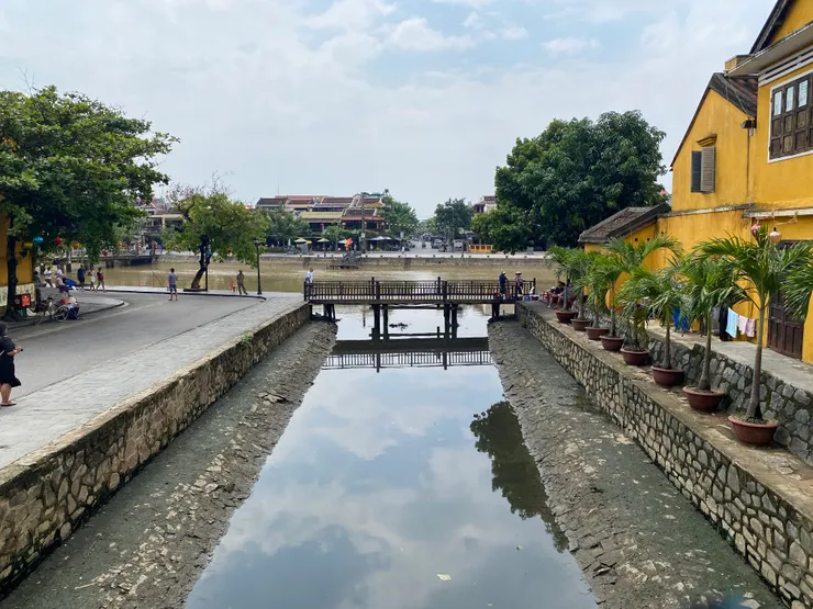 古城區到處可見當時貿易的繁華痕跡