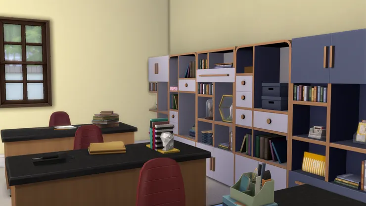 這幾位老師可能拿教材最方便,但相對的也很受其他人拿東西騷擾。