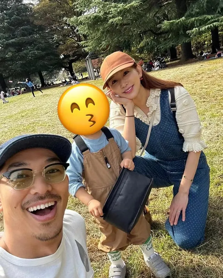 志玲、Akira一家人合照  圖片來源：林志玲IG