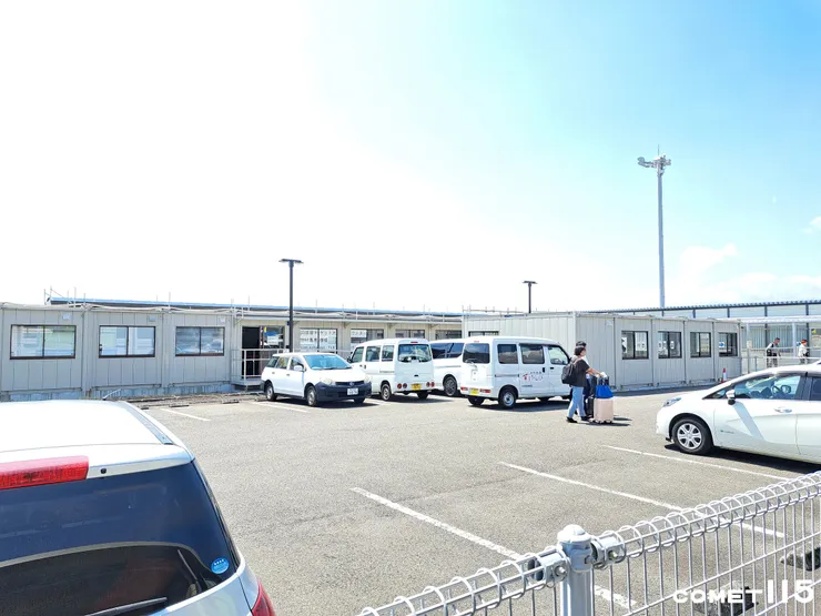 高知目前只有虎航一條國際線，所以出入境服務設施相當簡陋