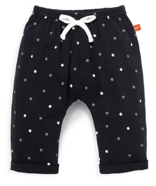 U型設計，適合寶寶包尿布，M型腿，以及伸展（圖片來自mamaway官網）