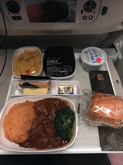 飛行日記(55) 阿聯酋航空 法蘭克福FRA - 杜拜DXB  EK048