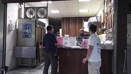 [台北美食]南港區老眷村煎餅，簡單美食傳遞古早味、煎餅就是讓