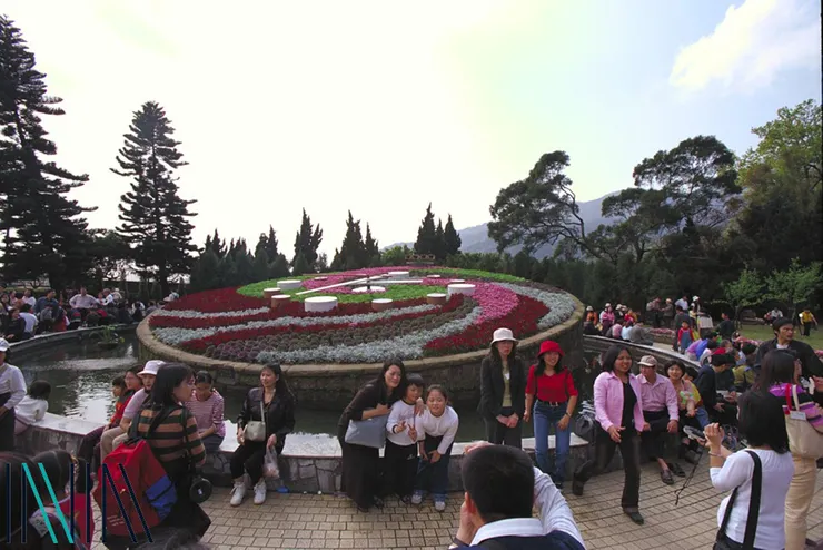 刊頭：陽明山花季活動 案名：高雄元宵節、高雄內門宋江陣、陽明山花季 檔號：0091/0412/1 來源機關：行政院新聞局 管有機關：國家發展委員會檔案管理局