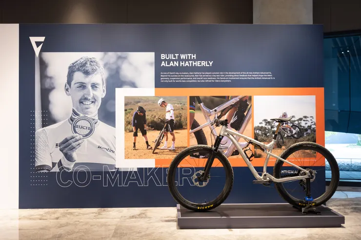 Anthem 開發原型車，這台是鋁合金的車架搭配XTR M9100套件，是新一代傳奇的開始