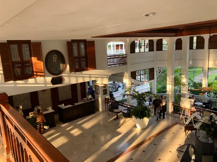 這是後來從二樓拍下去,位在一樓的check-in櫃台