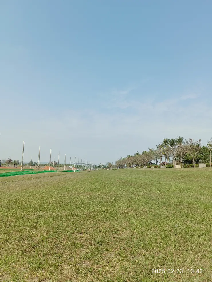 原綠天藍河濱路