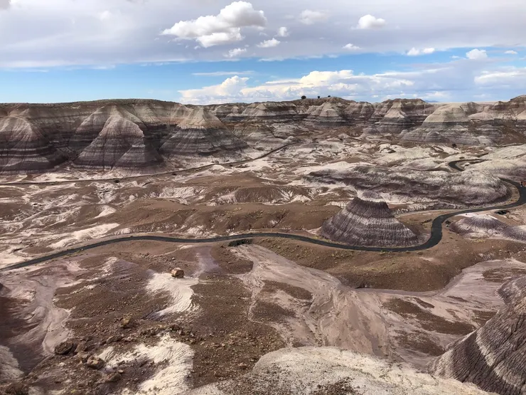 作者攝於 2022年10月｜化石森林國家公園 Blue Mesa（原創作品，請勿擅自使用或轉載。）