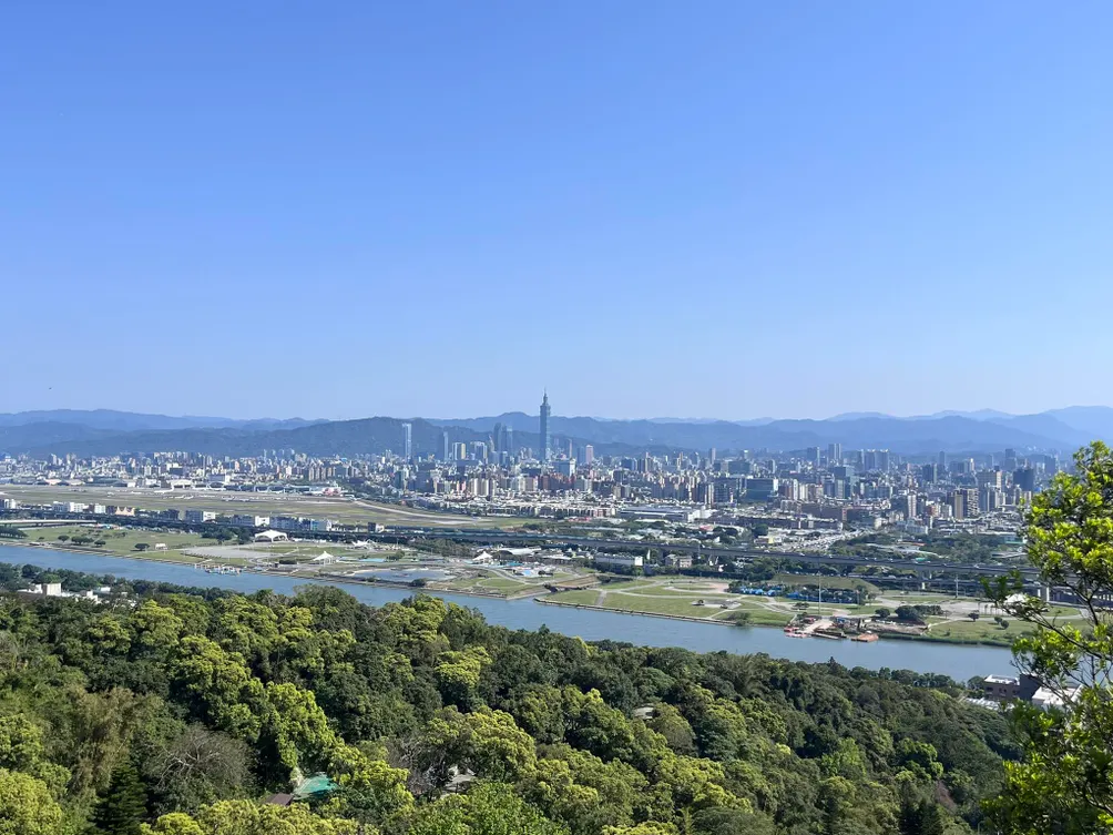 Victoria Huang的自由書寫宇宙