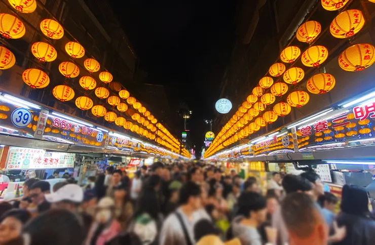 基隆住宿推薦「中華郵輪文旅」海景第一排飽覽基隆港灣│基隆廟口夜市周邊住宿