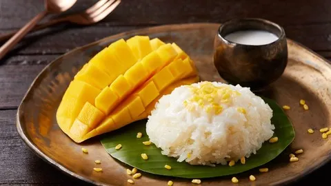 芒果糯米飯 ข้าวเหนียวมะม่วง