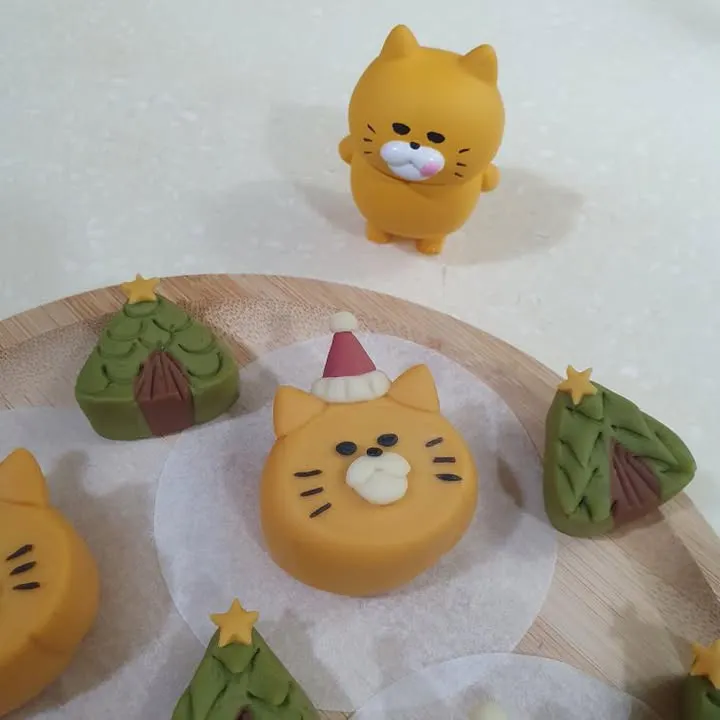 邊做邊玩邊紀錄，她很開心