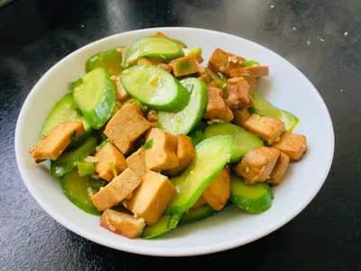小黃瓜炒豆干