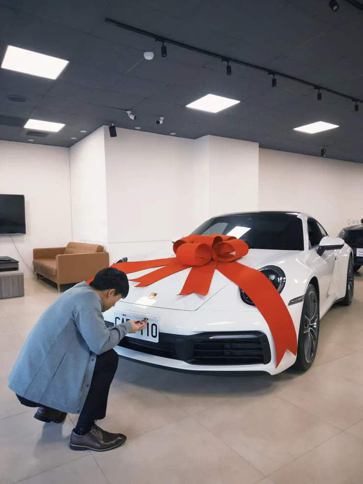 2022 Porsche Carrera 