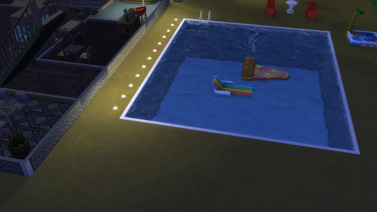 後院有個大泳池。