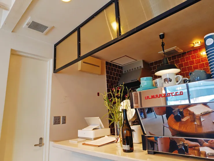 JouJou coffee and bread