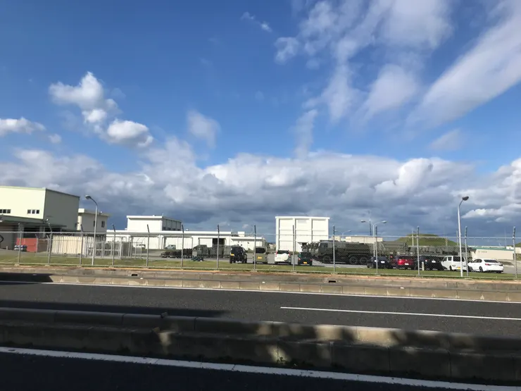 沖繩隨處可見滿滿的圍籬