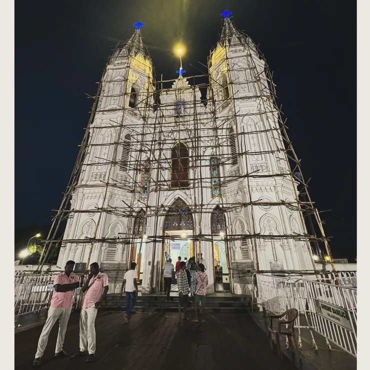 整修中的大教堂