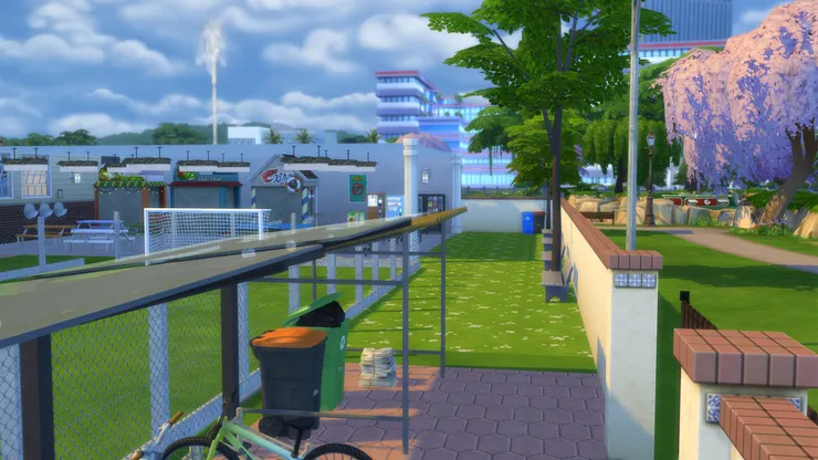 學校的垃圾也要妥善安置。所有校內的垃圾都會先放在這些大型垃圾桶，再等垃圾車來運走。