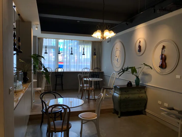 店內二樓的擺飾 (2020.11.28)