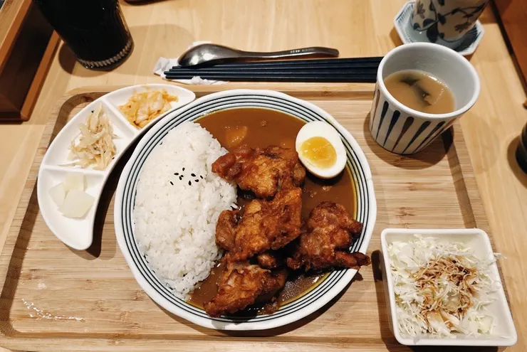 炸唐揚雞咖哩定食 單點NT$280