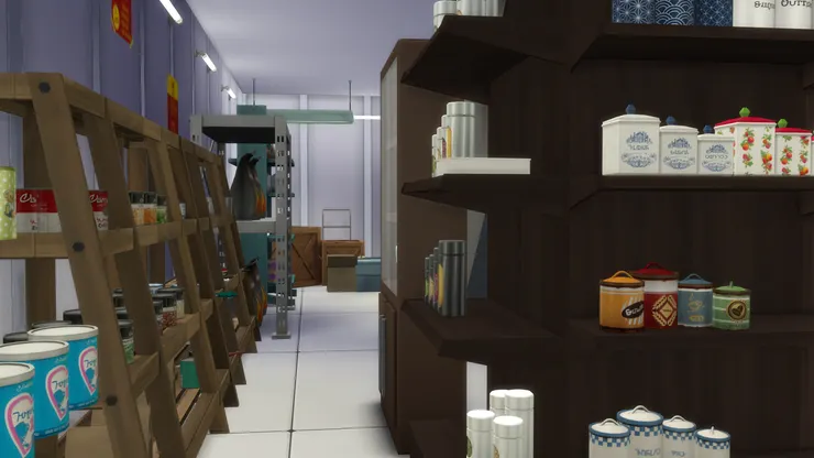 又看到那堆待上架的貨物。