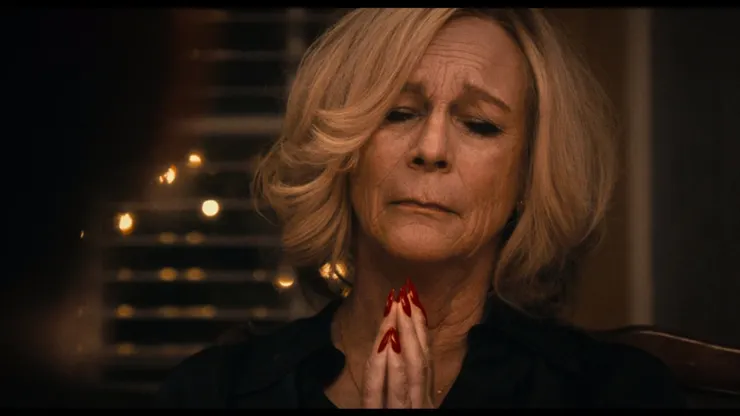 由Jamie Lee Curtis客串麥可、卡米和糖糖的母親演出激進瘋狂。完美詮釋出Donna頻臨崩潰的狀態。