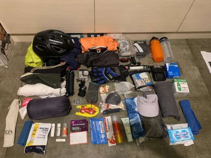我習慣每次都把行李攤開來拍照記錄，方便之後檢討自己是否帶了多餘的物品。
