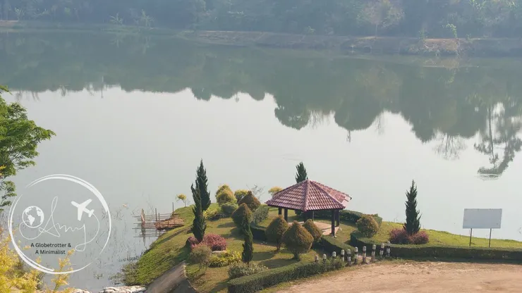 終於造訪學生口中邊龍村的湖啦!