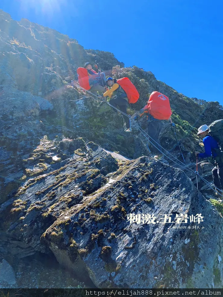 【帝王之山4天3夜】南湖大山雲海.聖稜線吃到飽之審馬陣山/南