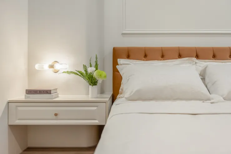 (作品呈現:霞飛邑,牆壁固定式床頭閱讀燈,點我觀看完整作品)