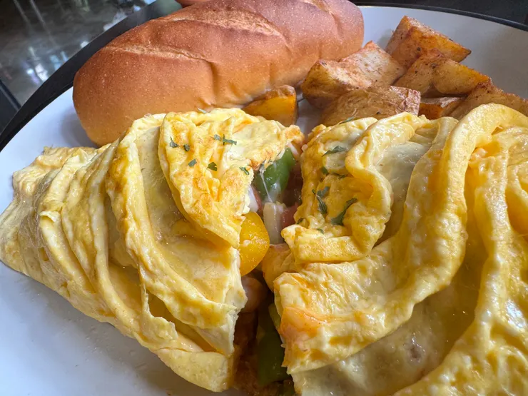 海陸派對義式臘腸與蝦仁歐姆蛋