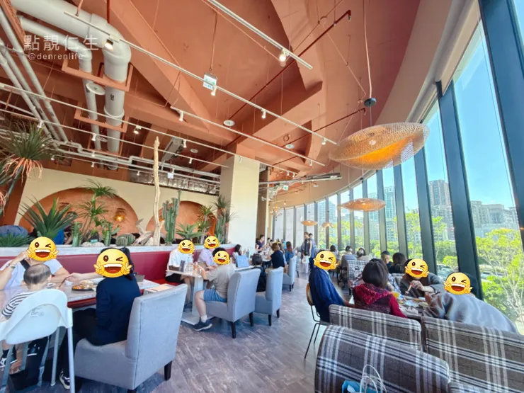 想 林口(MITSUI OUTLET PARK Ⅱ)｜店內風格 喜歡落地窗