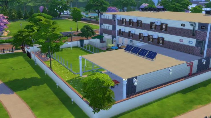 這邊是學校的背面。