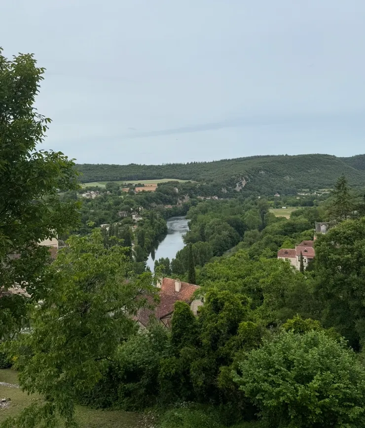 美麗的洛特河,百看不厭