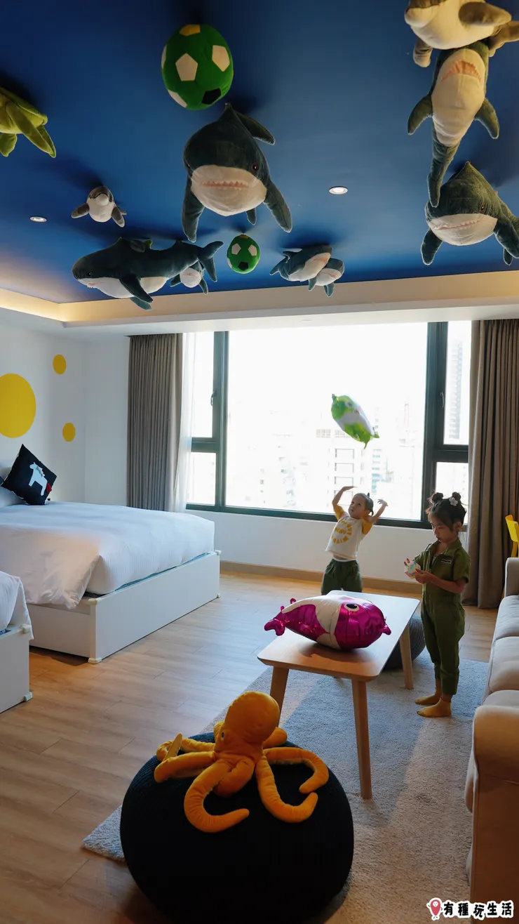 滿天鯊鯊又自備鯊鯊，小鬼好開心