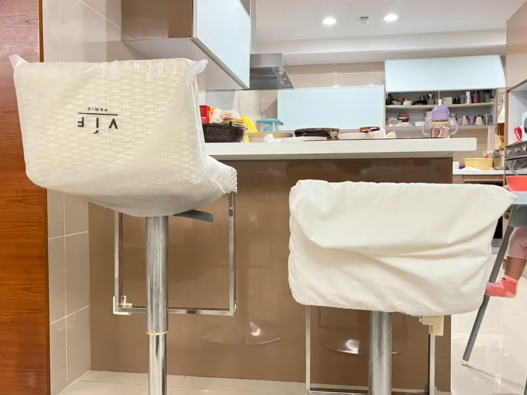 吧台椅無法固定高度