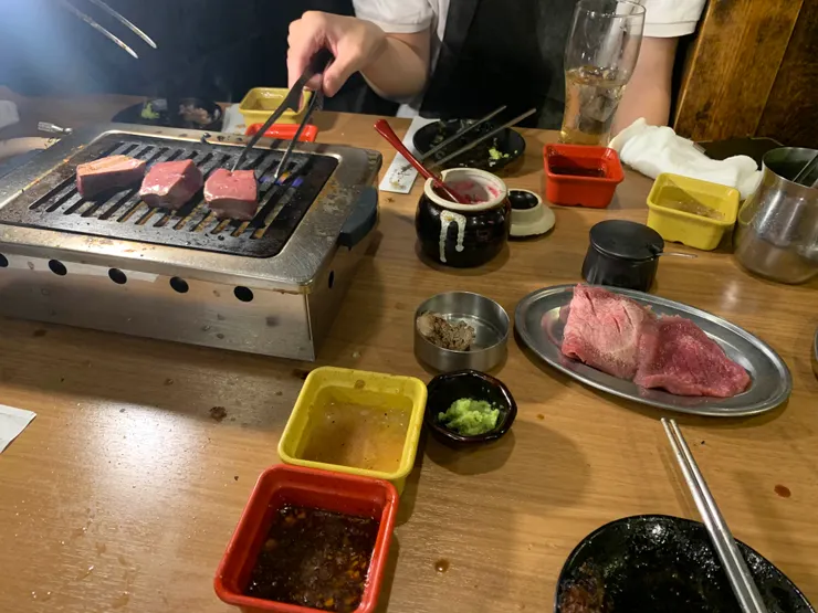 圖中照片的人是我,這張圖是群友幫我拍的