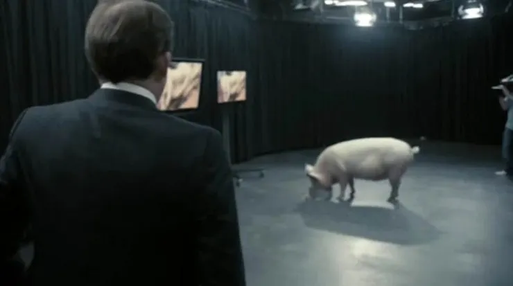 來源：Zeppotron 影集《黑鏡S1E1：國歌》