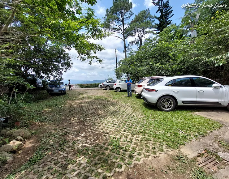 ▲桃園龍潭「穧粑崠咖啡農場」、「越軌咖啡」/ 圖片來源：Betty's Jump Diary