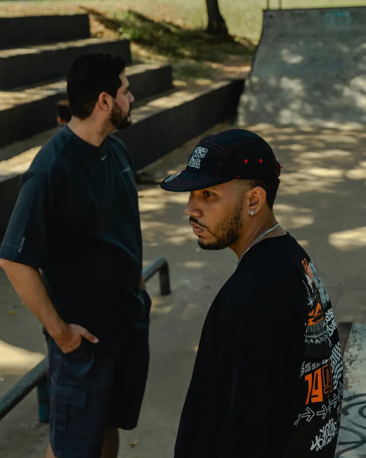 攝影師：Laura Oliveira: https://www.pexels.com/zh-tw/photo/35203726/