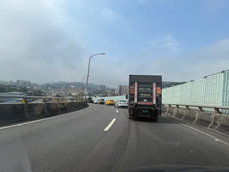 2026/03/25 上高速公路前的風景