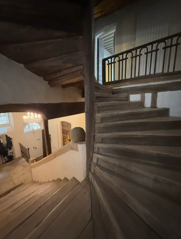 很有歷史感的樓梯